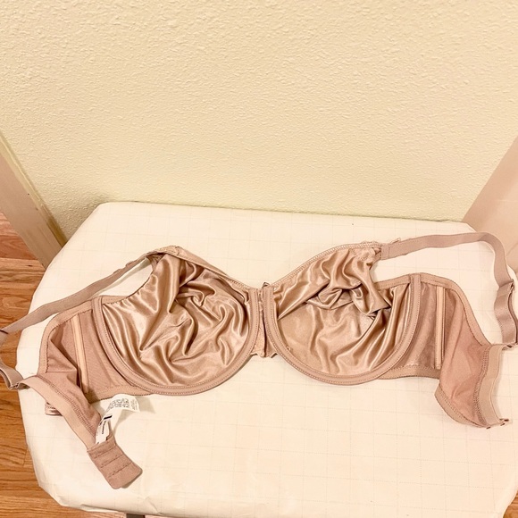 Chantelle bundle of 2 bras - Picture 7 of 13